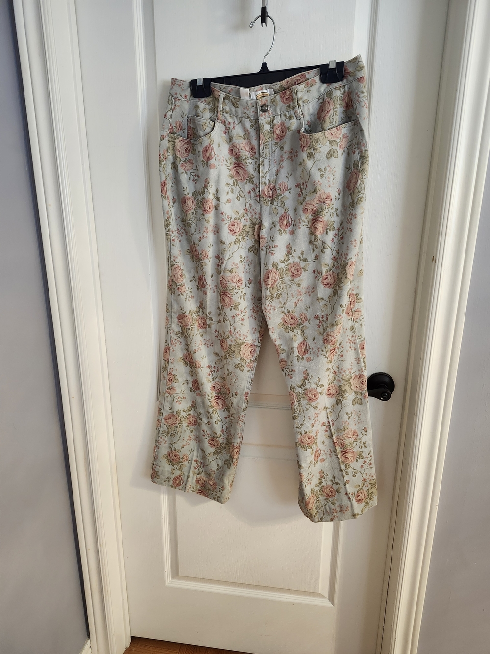 Vintage Talbots Floral-Trim Stretch Pants in Bkue and Pink